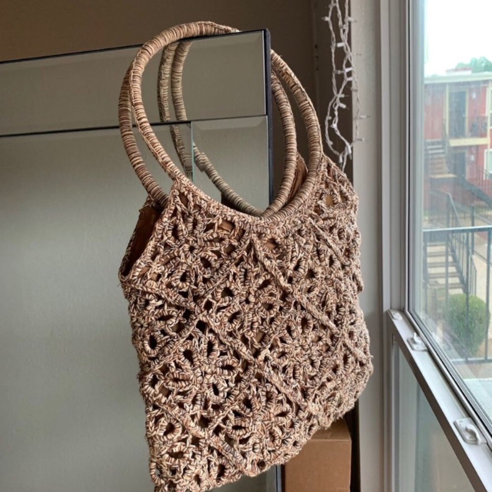 summer shoulder bag!